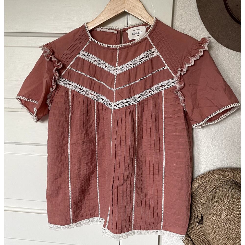 bohme Mauve Pink Lace-Trimmed Short Sleeve Blouse